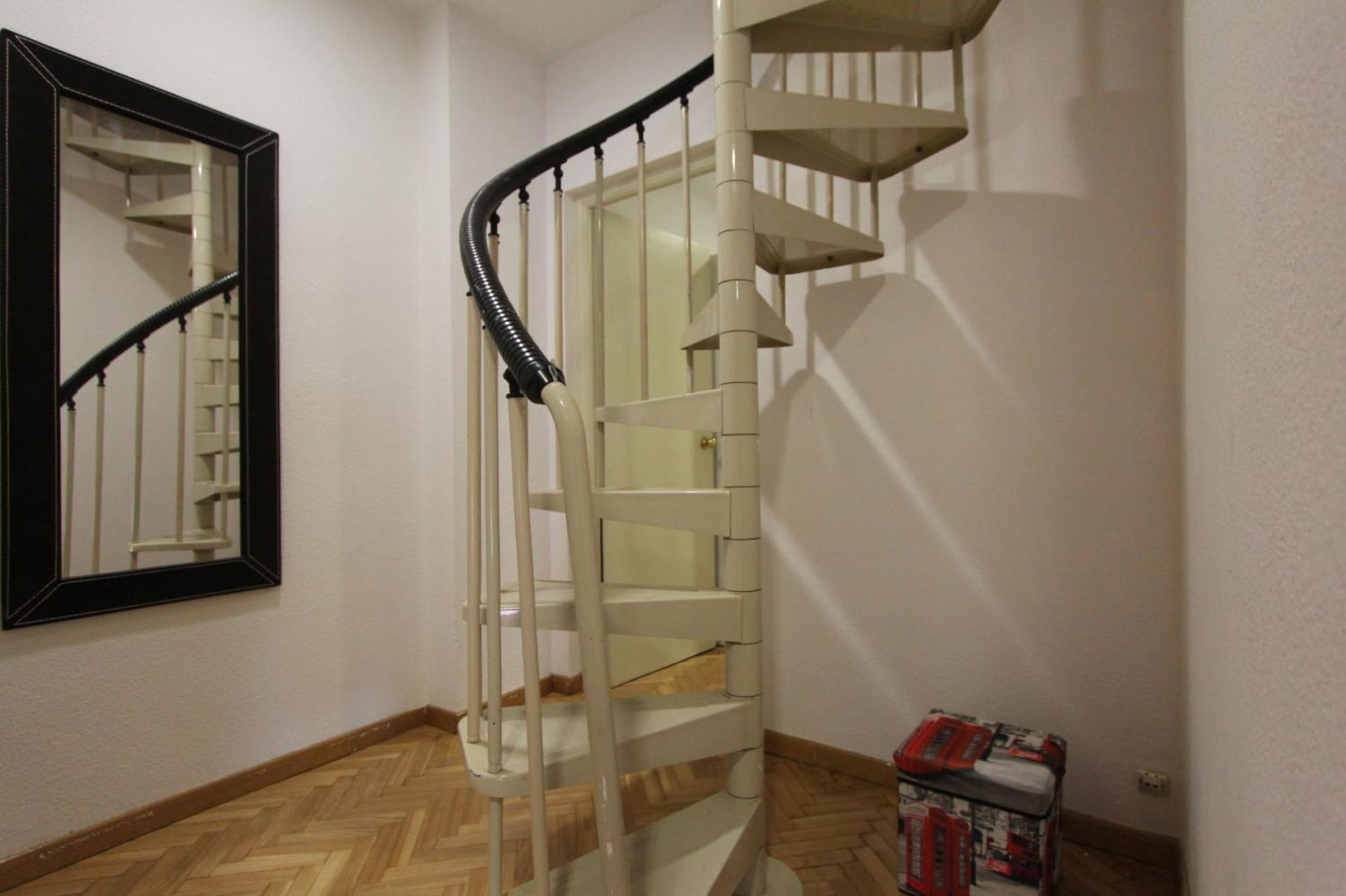 Apartamentos Goyescas Deco مدريد الغرفة الصورة
