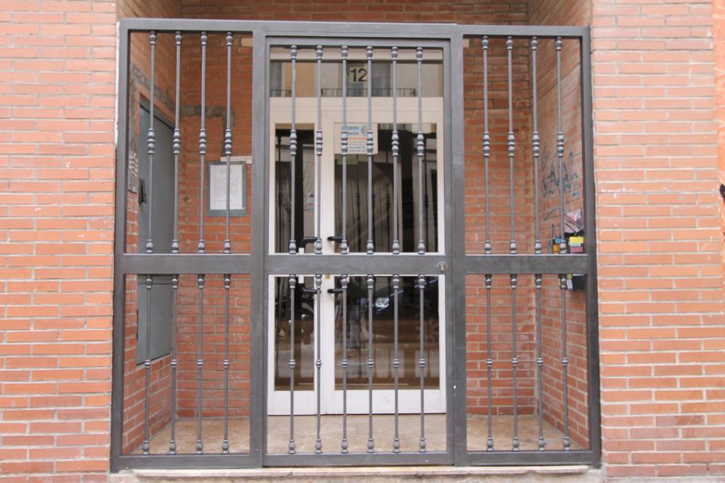 Apartamentos Goyescas Deco مدريد المظهر الخارجي الصورة