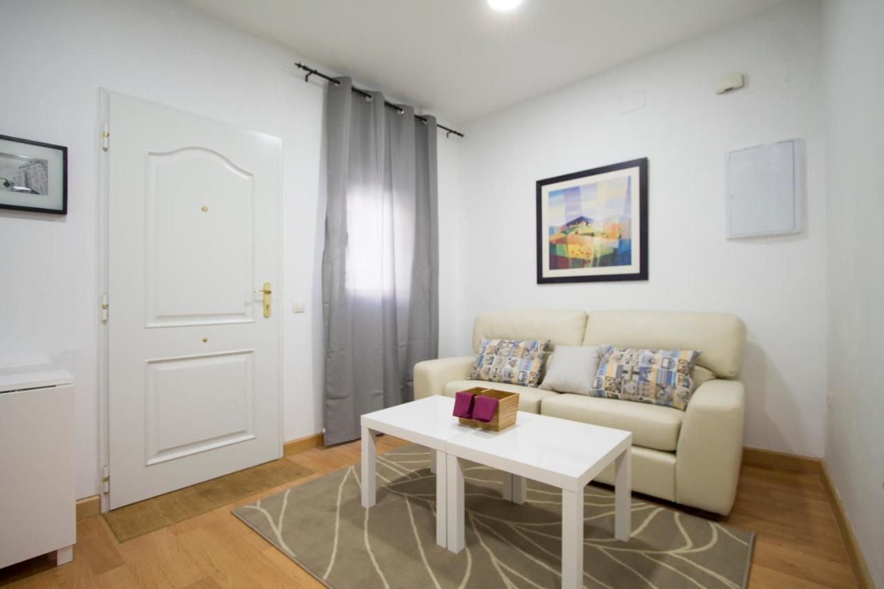 Apartamentos Goyescas Deco مدريد المظهر الخارجي الصورة