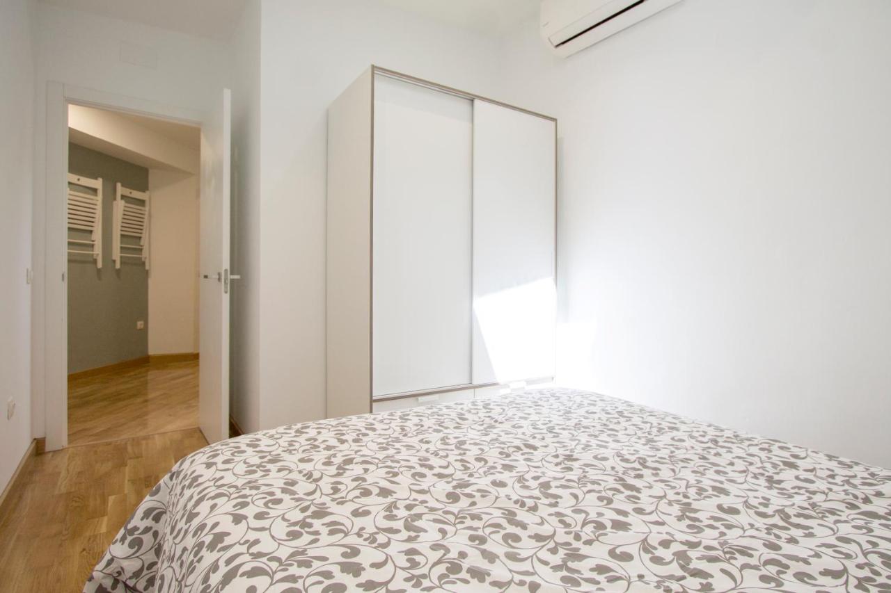 Apartamentos Goyescas Deco مدريد المظهر الخارجي الصورة